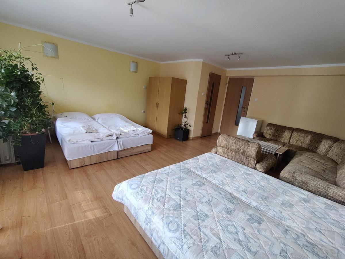 Rekreacne Zariadenie Javorinka Стара-Тура Экстерьер фото